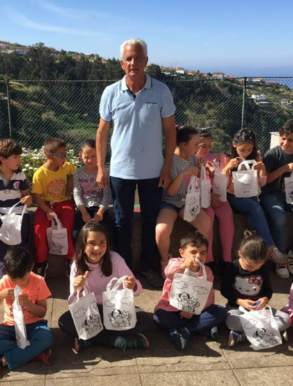 Dia da Criança – 1 de junho, a Junta de Freguesia da Calheta visitou a Escola do Salão